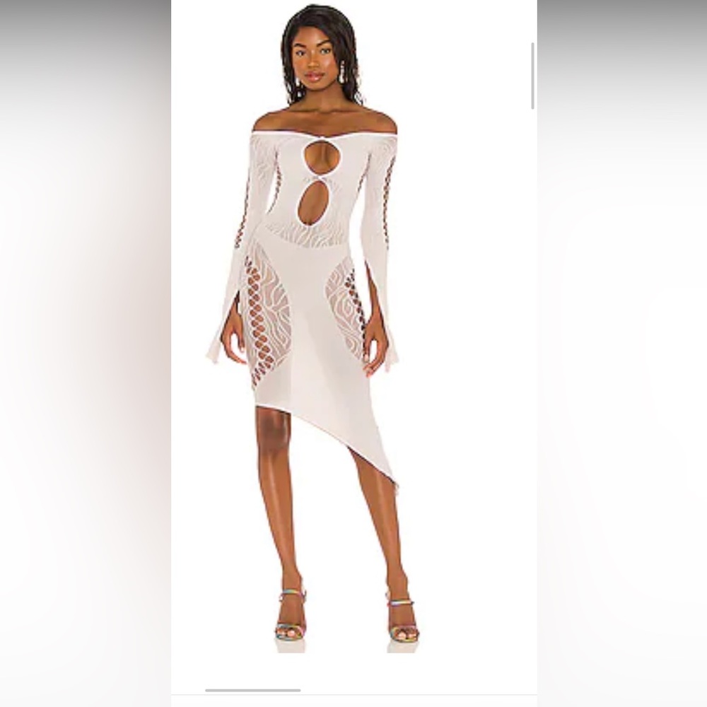 Poster girl charlotte dress in color “bone”